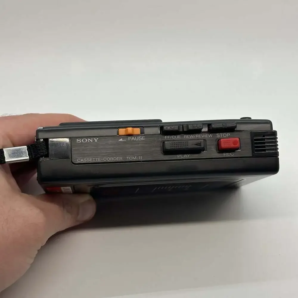 Sony One Touch Recording Cassette Player/Recorder TCM-11 For Parts NOT WORKING